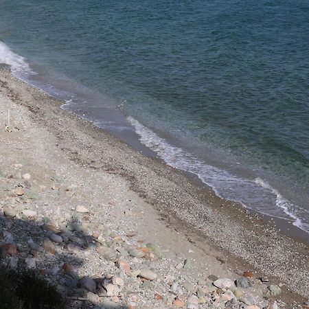 Δωμάτια Κόκκινος Πύργος Πλωμάρι Εξωτερικό φωτογραφία