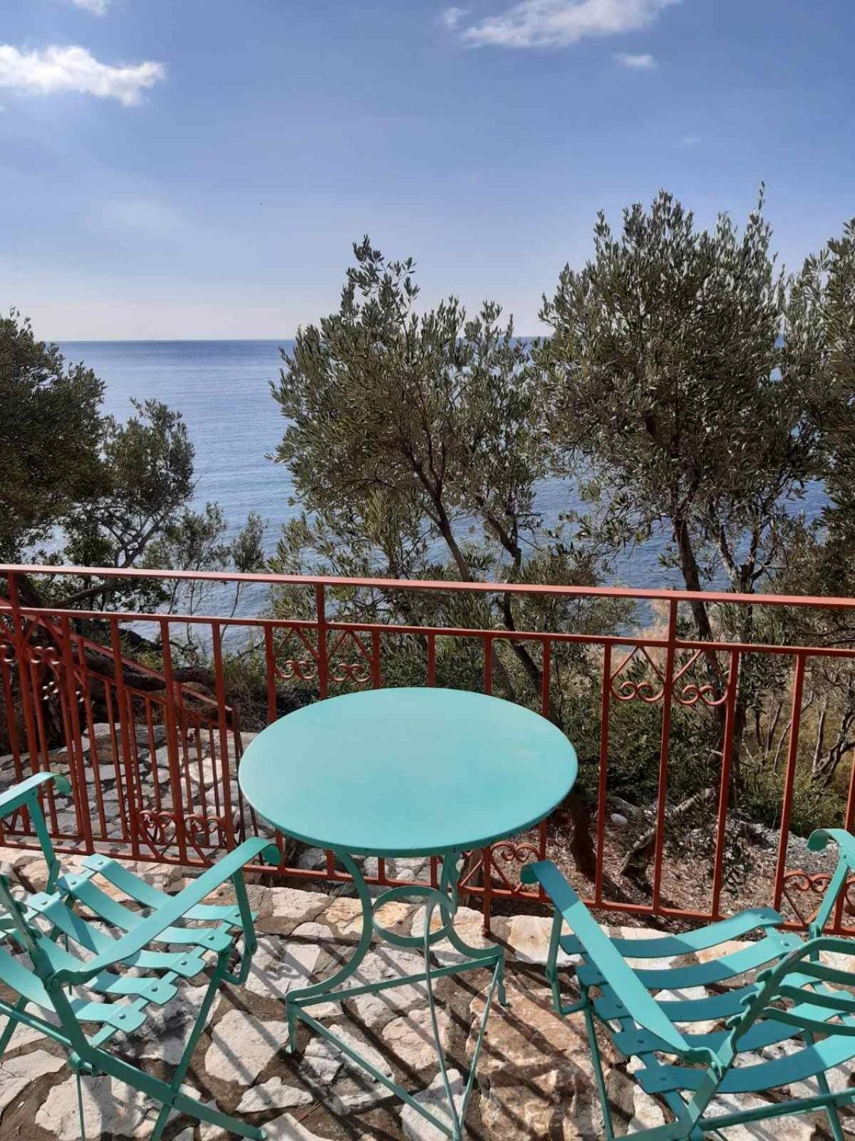 Δωμάτια Κόκκινος Πύργος Πλωμάρι Εξωτερικό φωτογραφία