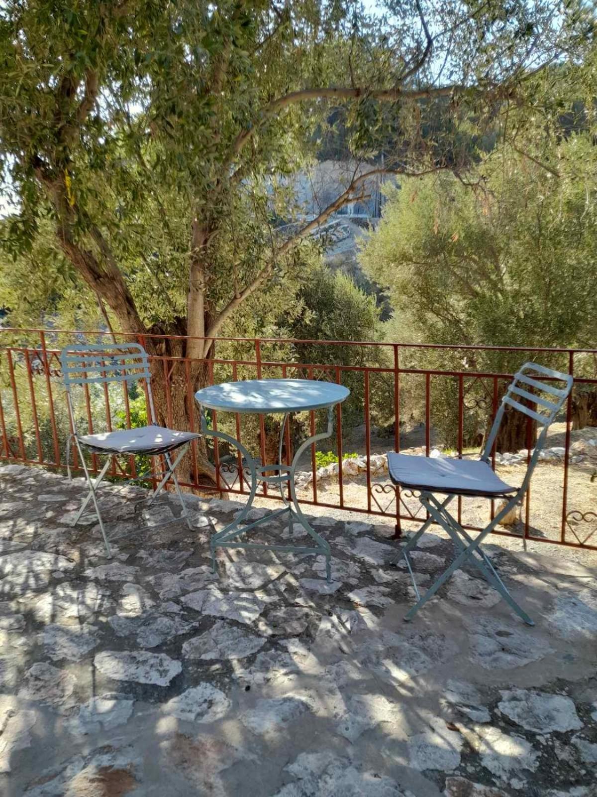 Δωμάτια Κόκκινος Πύργος Πλωμάρι Εξωτερικό φωτογραφία