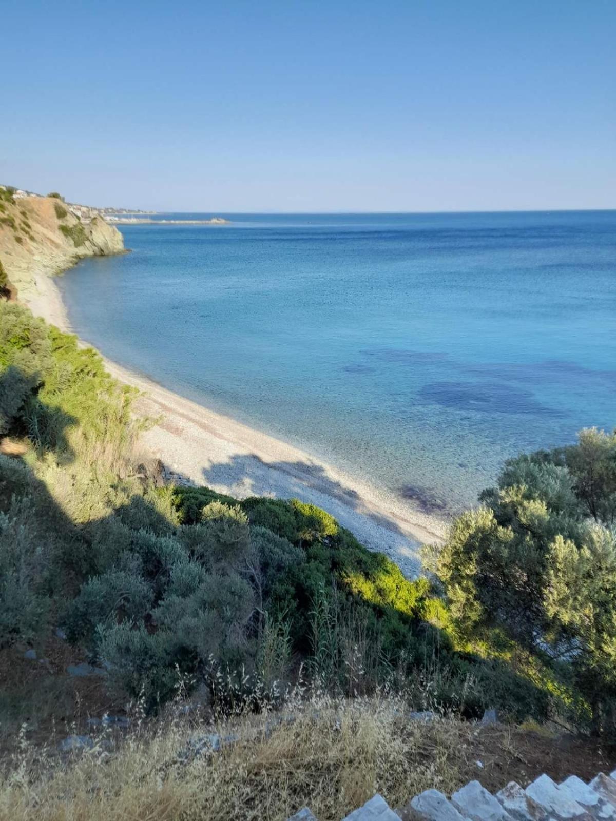 Δωμάτια Κόκκινος Πύργος Πλωμάρι Εξωτερικό φωτογραφία