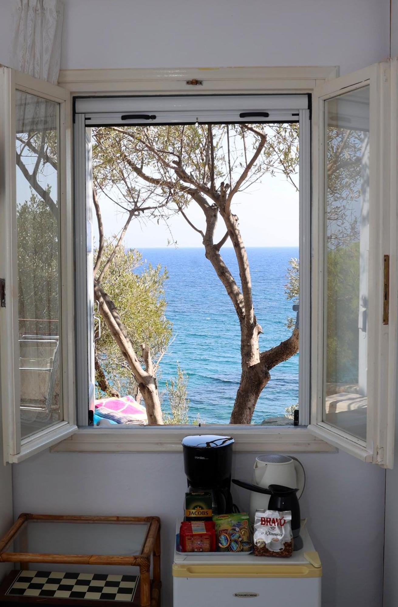 Δωμάτια Κόκκινος Πύργος Πλωμάρι Εξωτερικό φωτογραφία