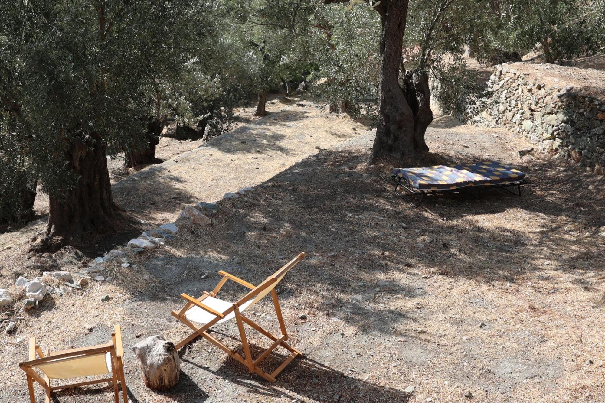 Δωμάτια Κόκκινος Πύργος Πλωμάρι Εξωτερικό φωτογραφία