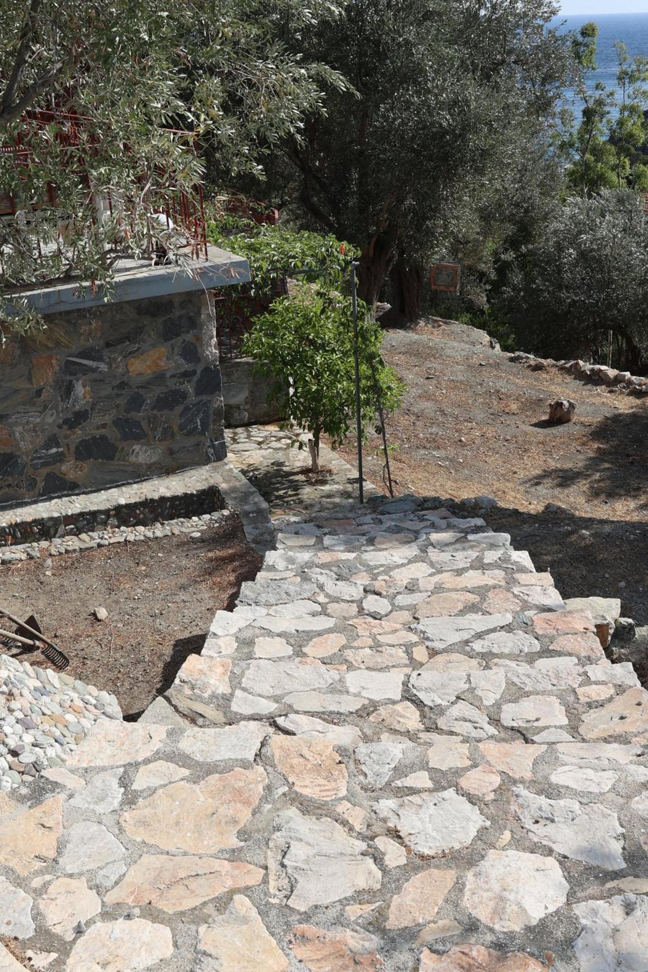 Δωμάτια Κόκκινος Πύργος Πλωμάρι Εξωτερικό φωτογραφία