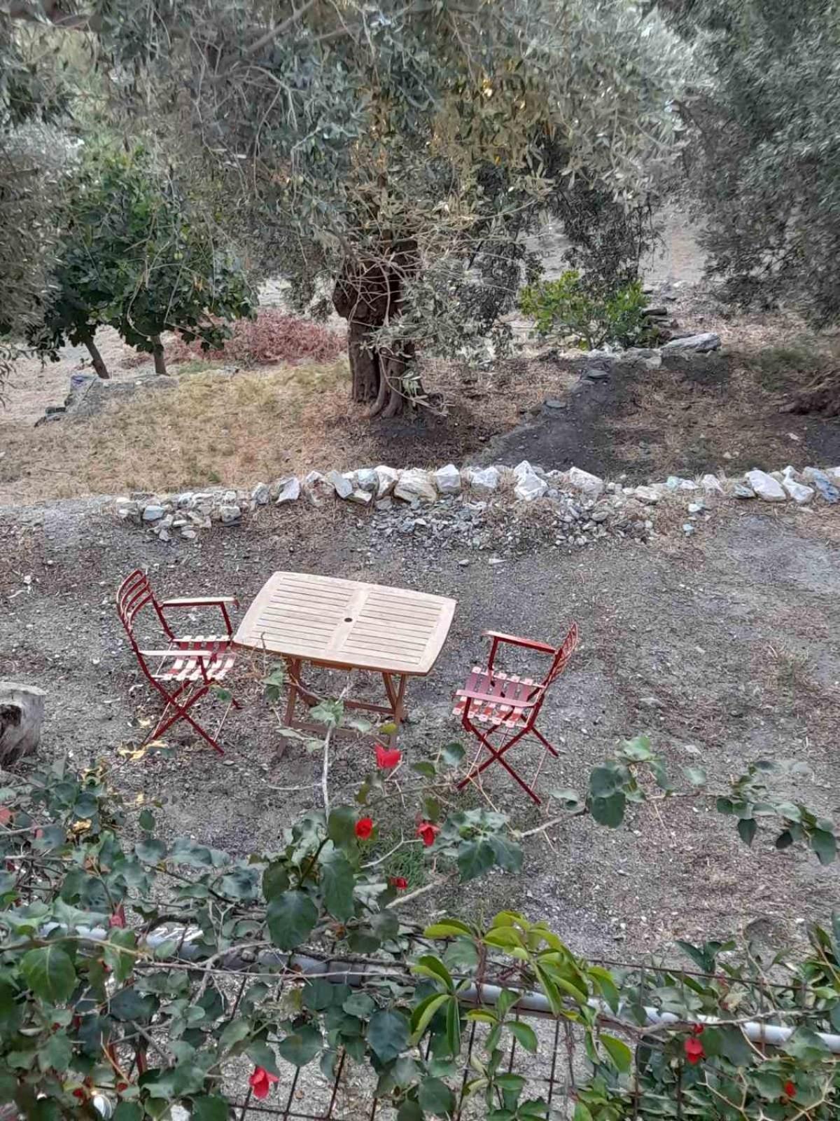 Δωμάτια Κόκκινος Πύργος Πλωμάρι Εξωτερικό φωτογραφία