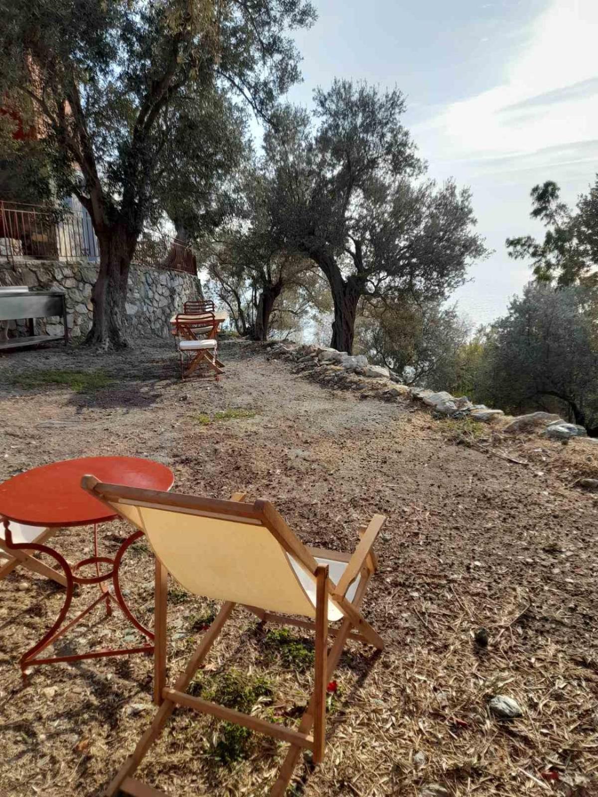 Δωμάτια Κόκκινος Πύργος Πλωμάρι Εξωτερικό φωτογραφία